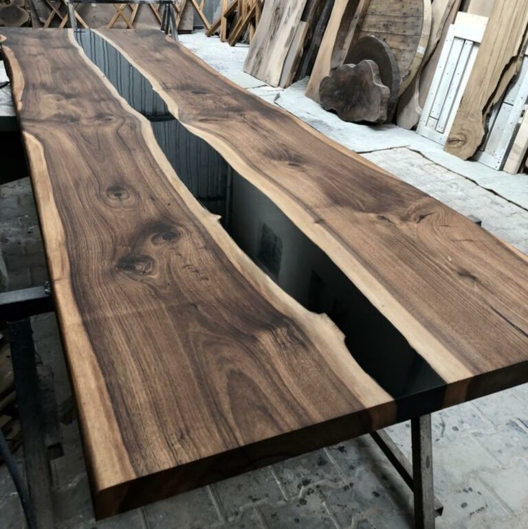 resin meja kayu suar alami